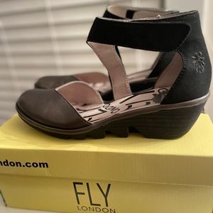 Womens Fly London Pats Mousse Closed Toe Wedge Heel Leather Shoe